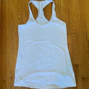 Lululemon tanktop